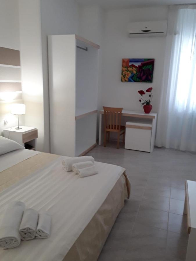 Porto Cesareo Hotel エクステリア 写真