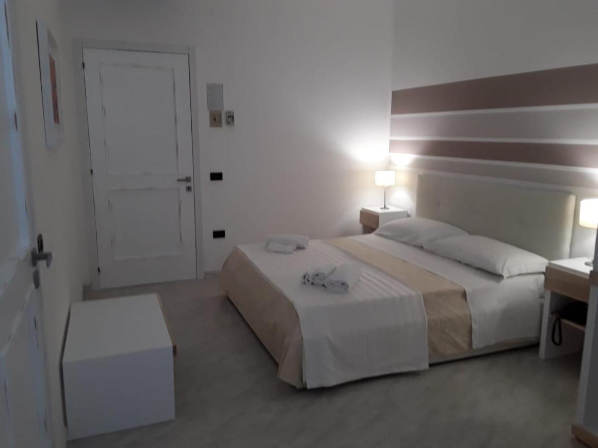 Porto Cesareo Hotel エクステリア 写真