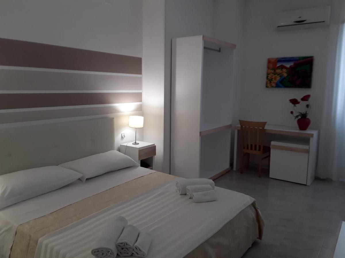 Porto Cesareo Hotel エクステリア 写真