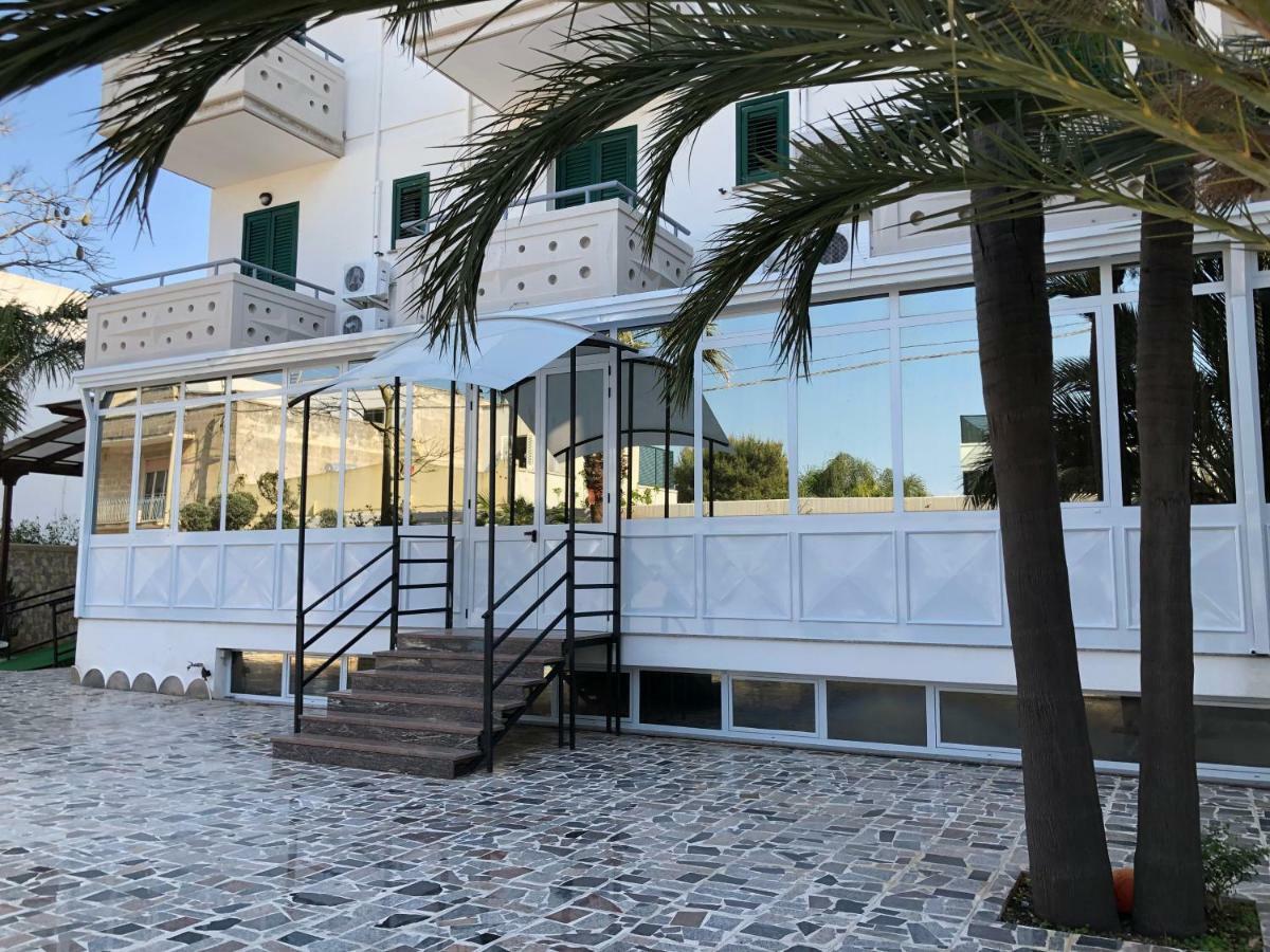 Porto Cesareo Hotel エクステリア 写真